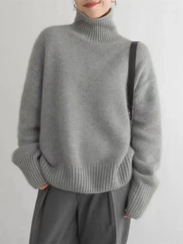 NAOMI™ | Refined Turtleneck Sweater