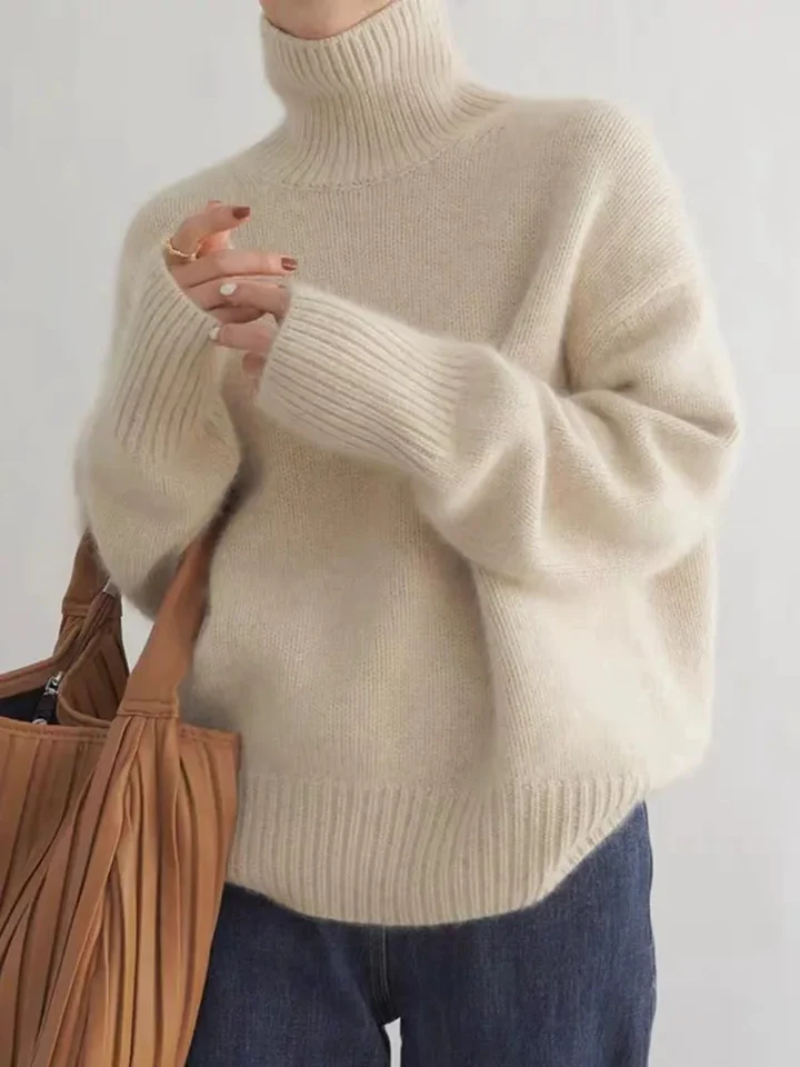 NAOMI™ | Refined Turtleneck Sweater